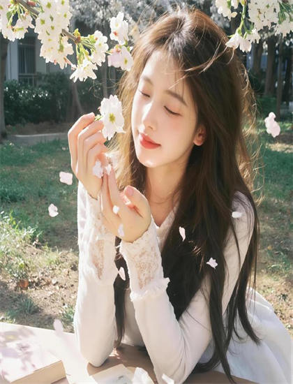 她比烟花寂寞 电影-NP群乱肉欧美精品大黄毛片